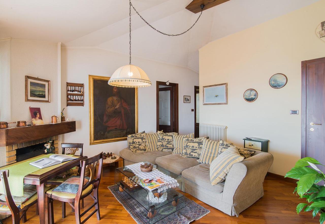 La mansarda delle meraviglie B&B Superior Trieste Esterno foto