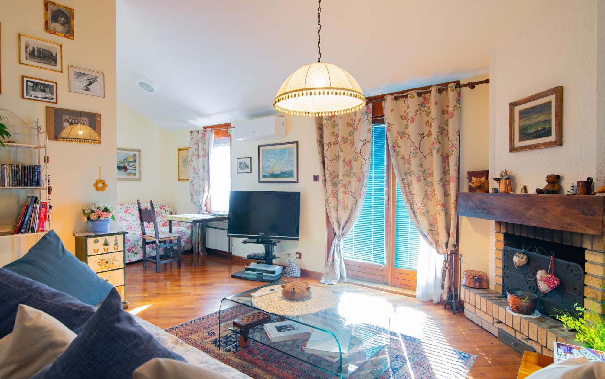 La mansarda delle meraviglie B&B Superior Trieste Esterno foto